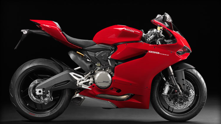 Ducati 899 Panigale 2015 Side View