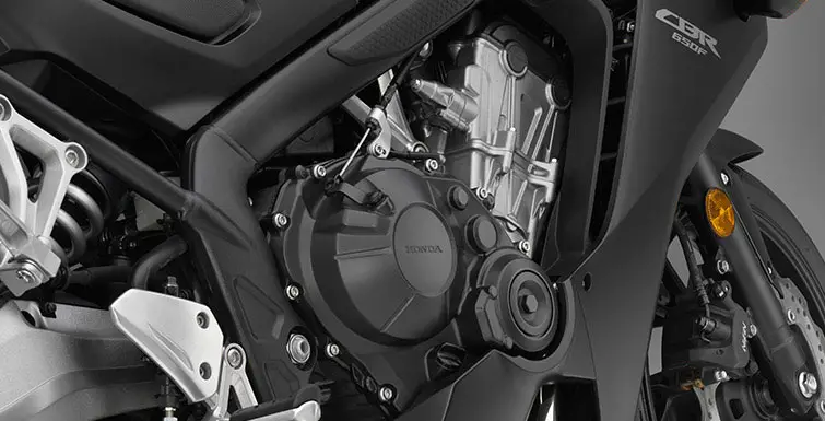 Honda CBR650F 2015 Engine