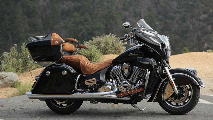 Indian Roadmaster 2015 side view