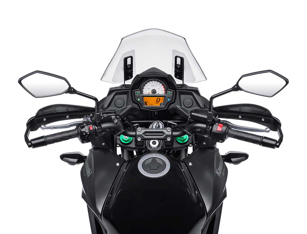 Kawasaki Versys 650 2016 front speedometer and fuel tank view