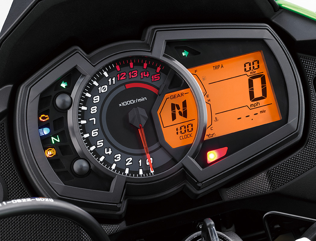 Kawasaki Versys X 300 ABS speedometer view
