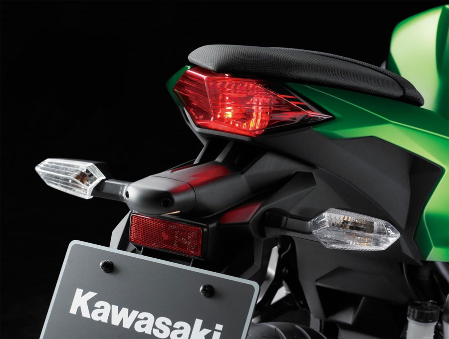 Kawasaki Z300 2015 Back Headlight