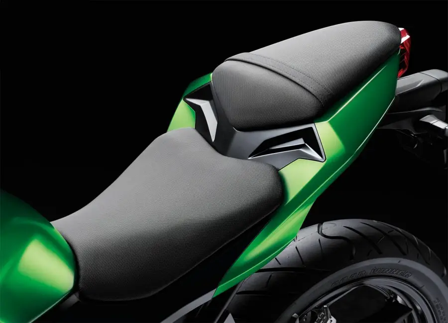 Kawasaki Z300 2015 Seat
