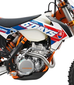 KTM 450 EXC Six Days 2016 front cross view