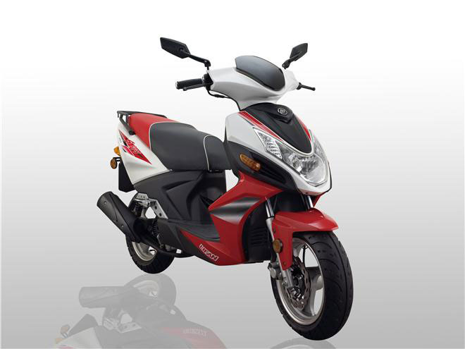 Lifan S Ray 125 front cross view