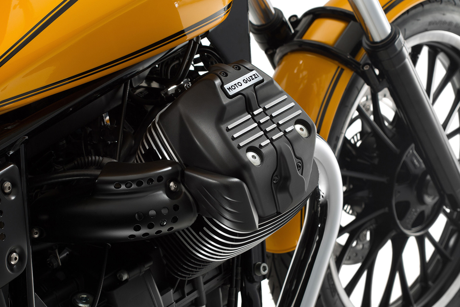 Moto Guzzi V9 Roamer engine