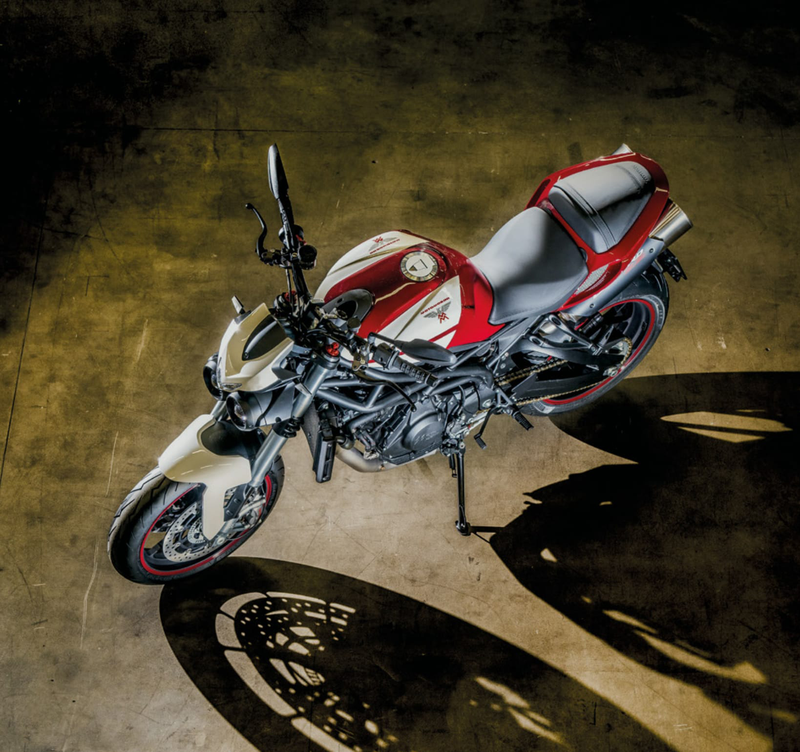 Moto Morini Corsaro 1200 ZZ top angle view