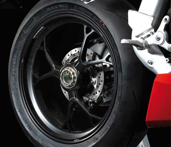 2013 MV Agusta F4 RR wheel