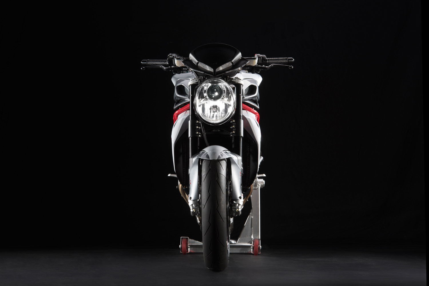 MV Agusta Brutale 1090 RR front view
