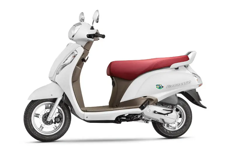 Suzuki New Access 125 Special Edition side view