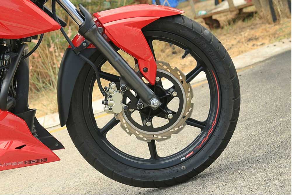TVS Apache RTR 160 4V Front tyre view