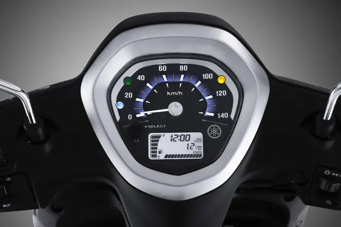 Yamaha Nozza 2015 front speedometer view