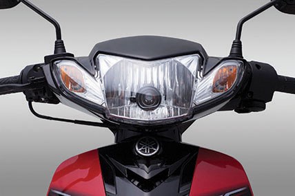 Yamaha Sirius Phnah Co 2016 front Headlight view