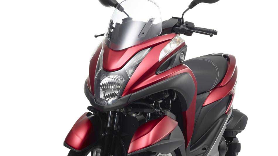 Yamaha Tricity front view