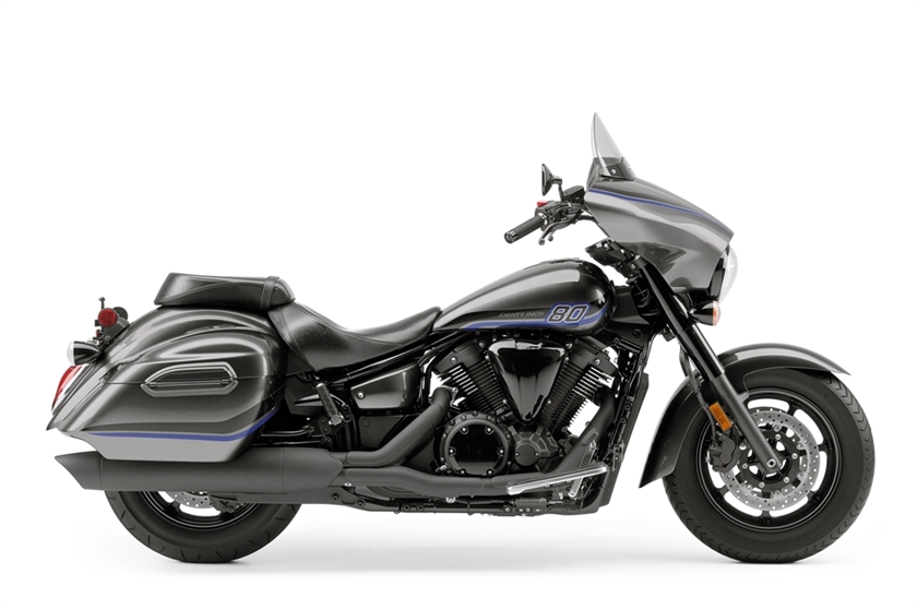 Yamaha V Star 1300 Deluxe side view