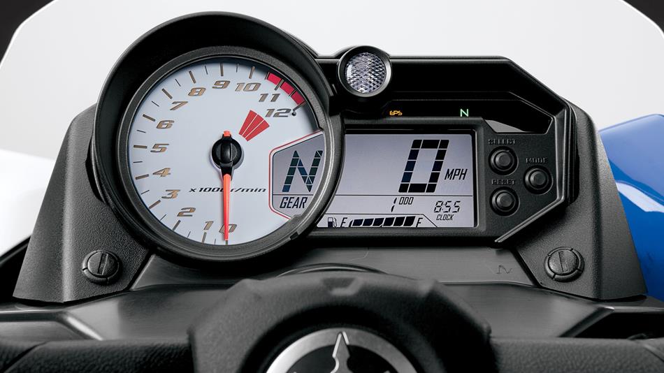 Yamaha YXZ 1000 R S/S speedometer view