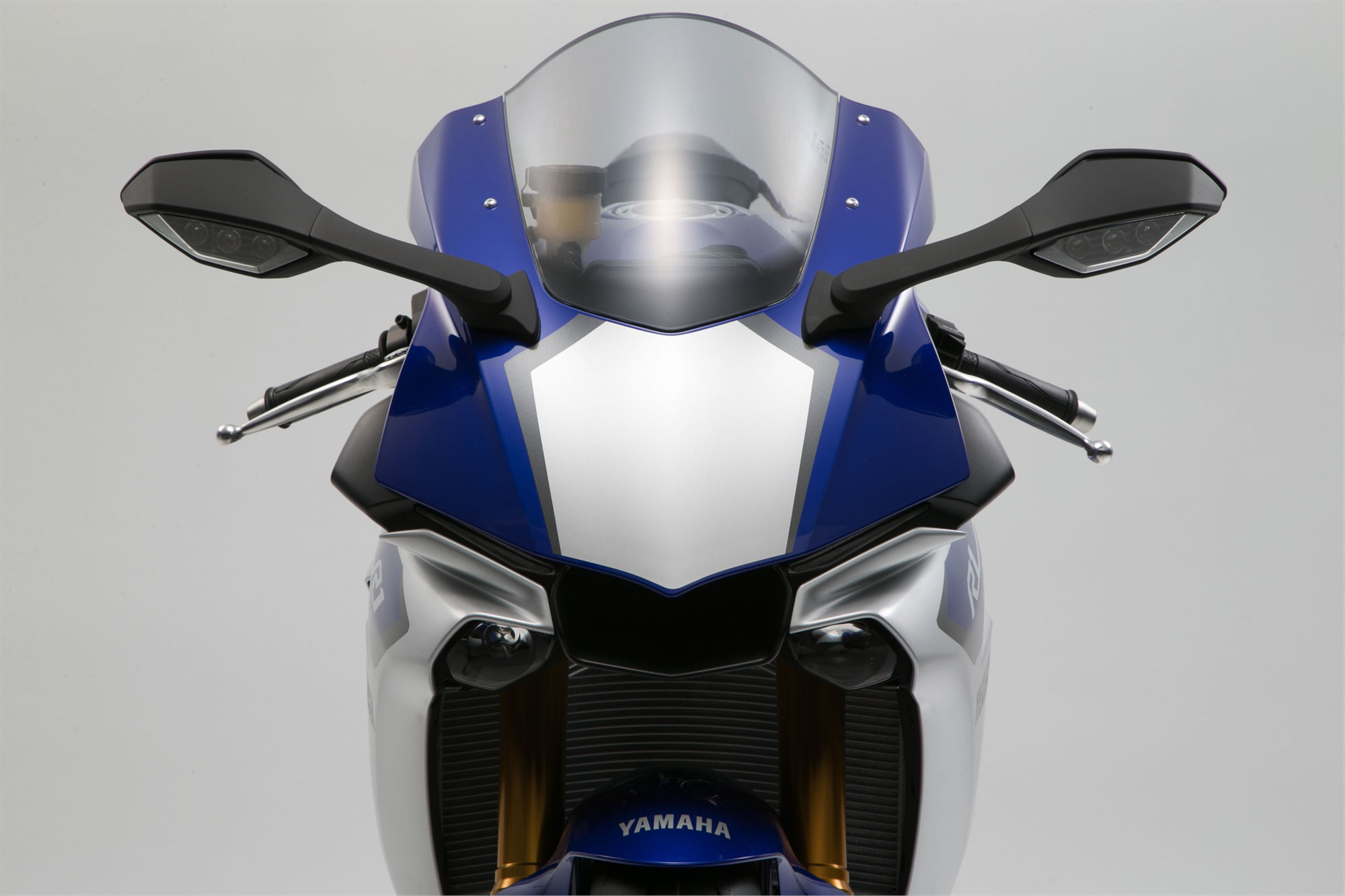 Yamaha YZF R1 2015 Front View