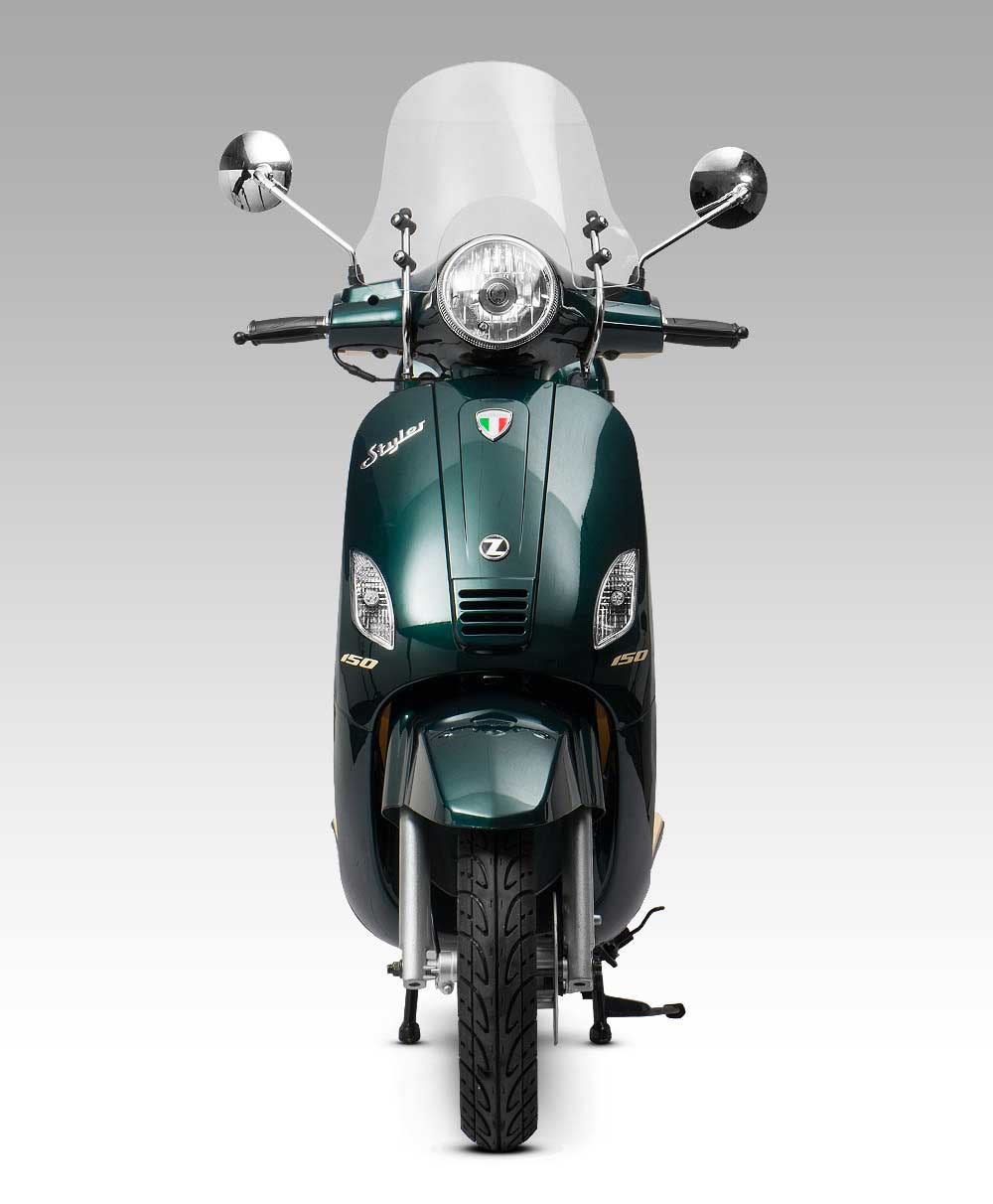Zanella Styler Exclusive 150 Z3 Front View