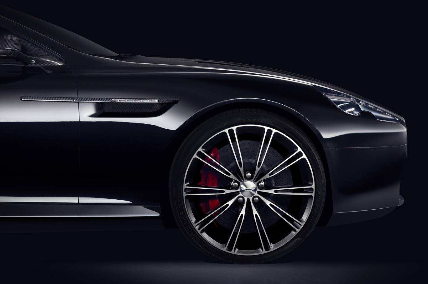 Aston Martin DB9 Black Edition front view
