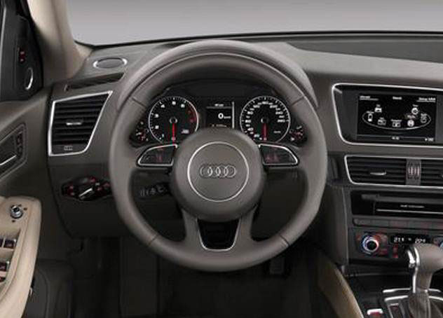 Audi Q5 2.0 TDI Technology Steering