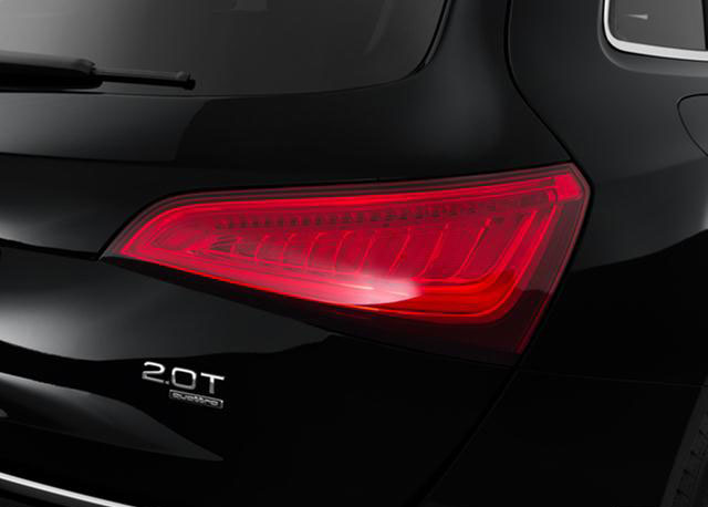 Audi Q5 3.0 TDI Premium BacK Headlight