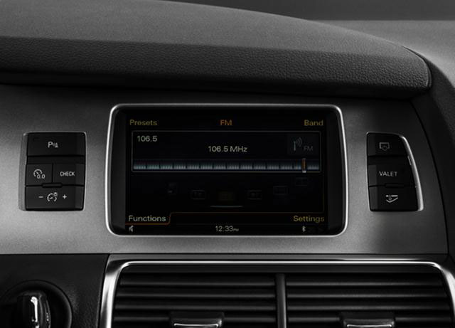 Audi Q7 3.0 TDI quattro Technology Music System