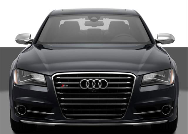 Audi S8 4.0 TFSI 2015 Front View