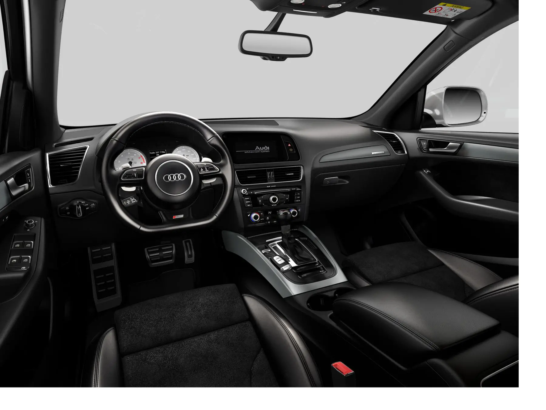 Audi SQ5 Premium Plus interior front cross view
