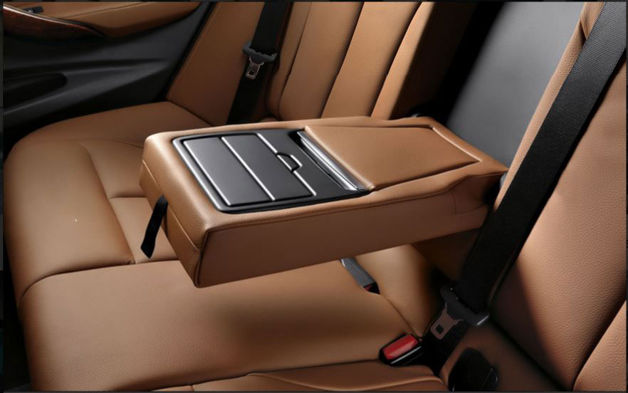 BMW 3 Series 335i xDrive Gran Turismo interior rear seat armrest view
