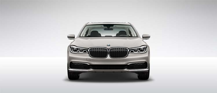 BMW 7 Series 730Ld M Sport front view