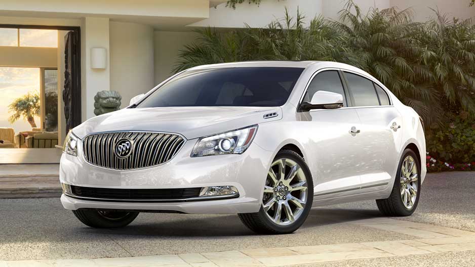 Buick LaCrosse AWD Leather Exterior front cross view
