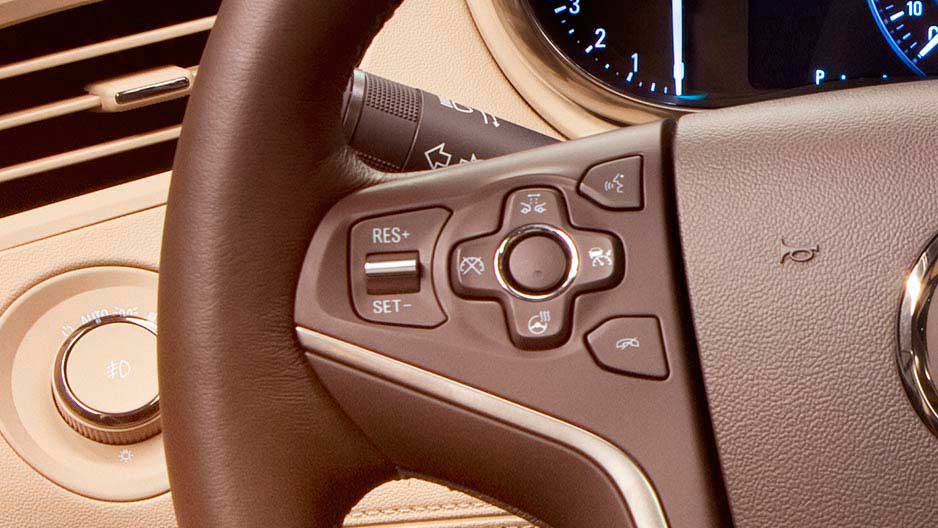 Buick LaCrosse FWD Interior