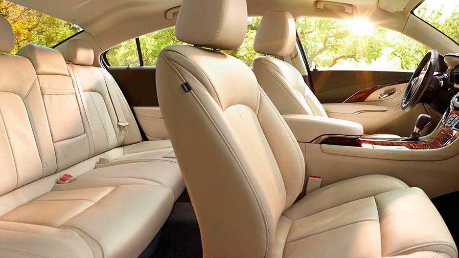 Buick LaCrosse FWD Interior seats