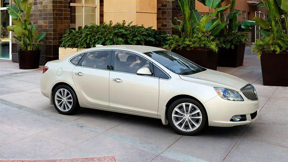 Buick Verano Convenience Group 2.4L 2015 Side View