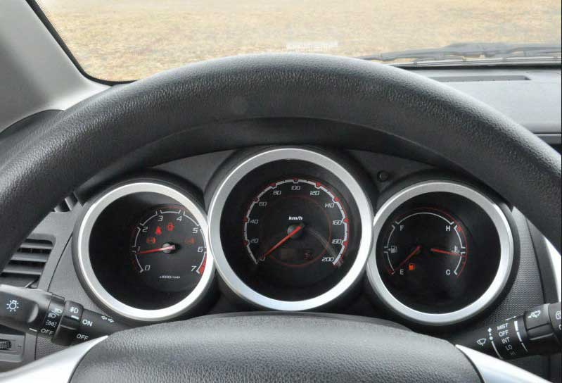 2014 Changan CX20 1.4L AMT Sunroof Interior speedometer