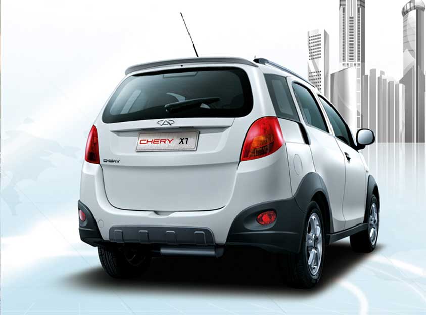 Chery X1 1.3 MT Exterior rear view