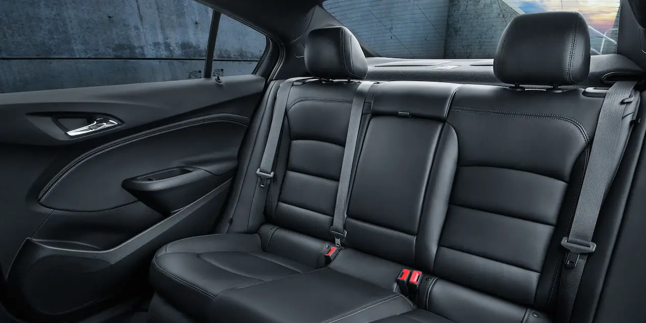 Chevrolet Cruze Diesel interior rear seat view