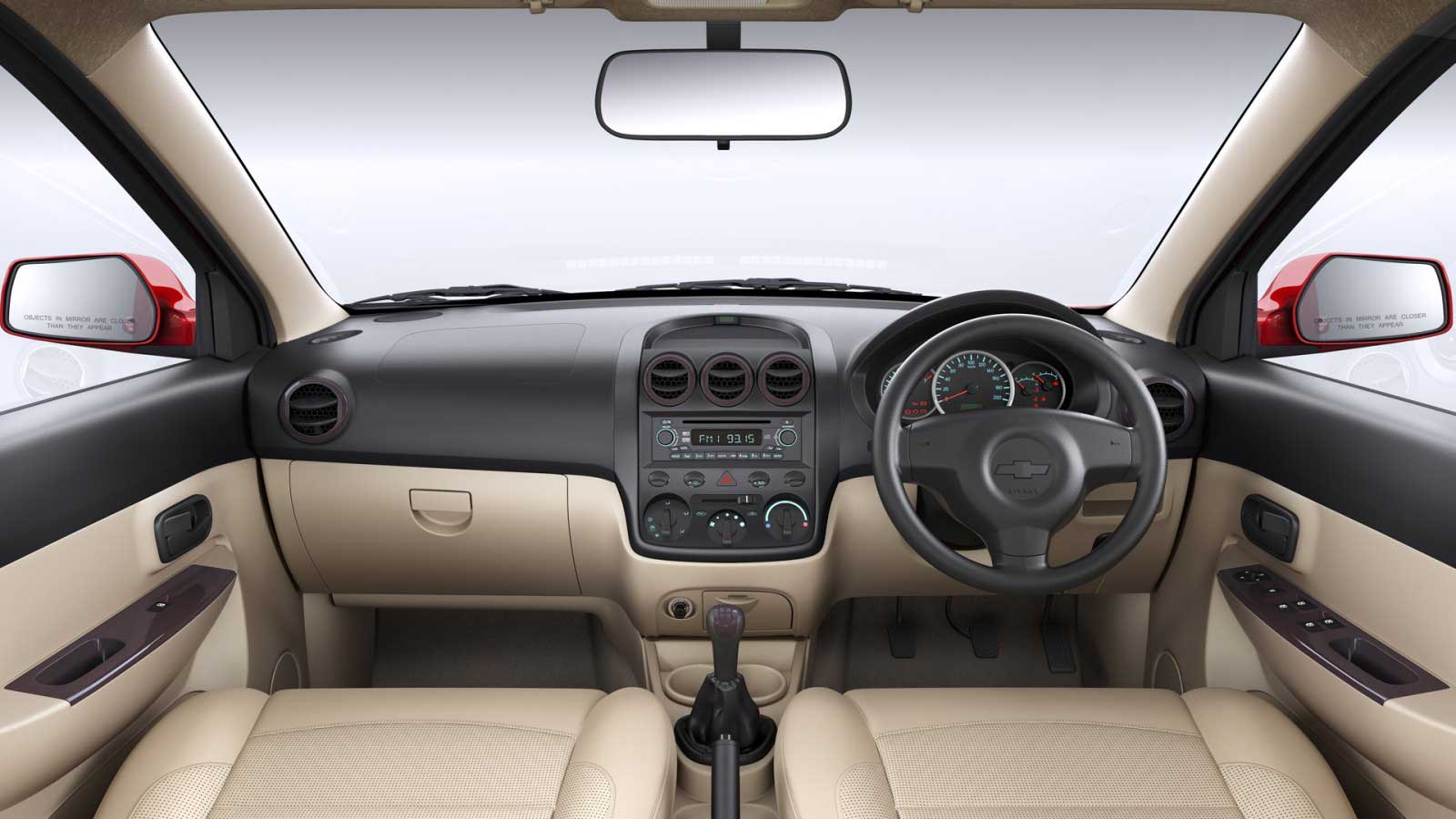 Chevrolet Enjoy 1.4 LS 7 STR Interior front view