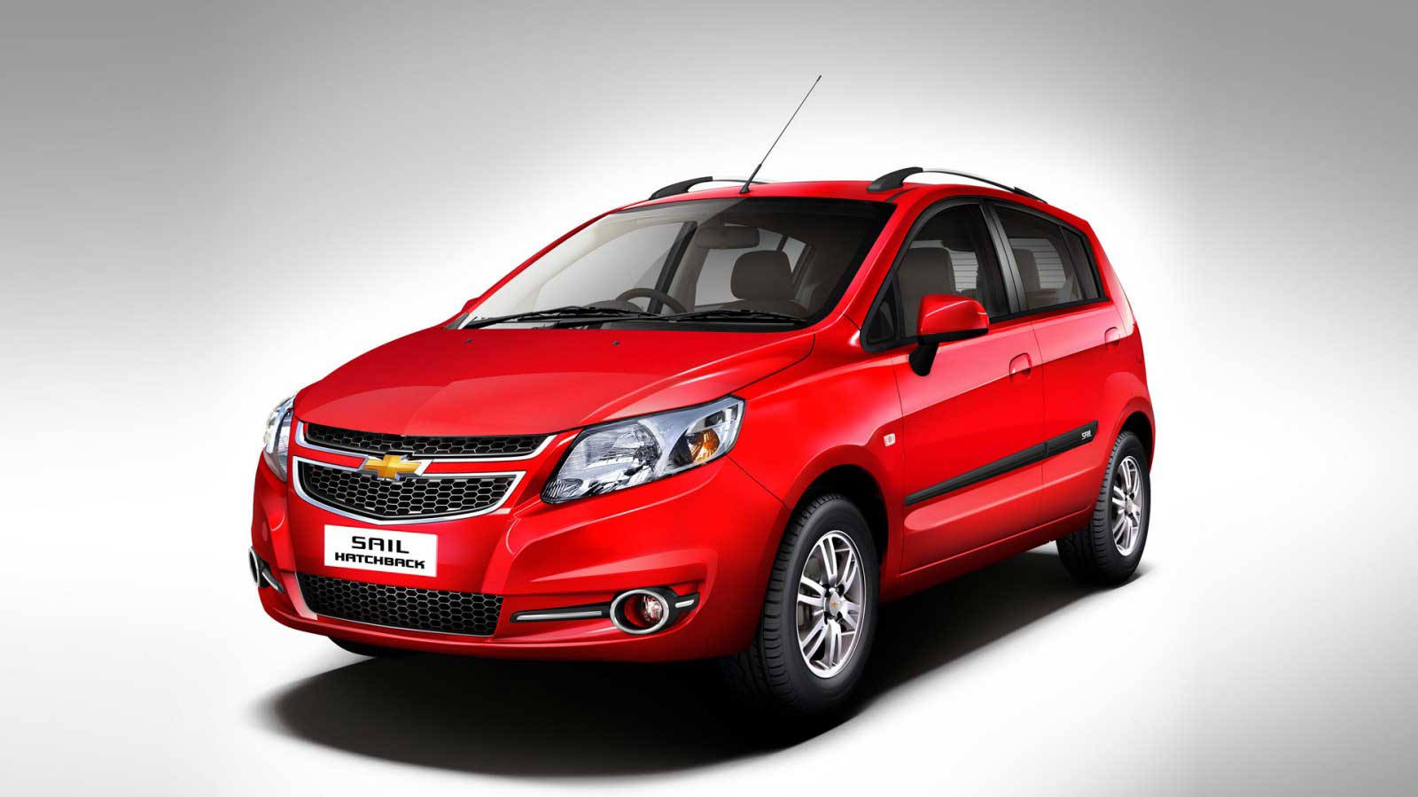 Chevrolet Sail Hatchback 1.2 LS ABS Exterior front cross view