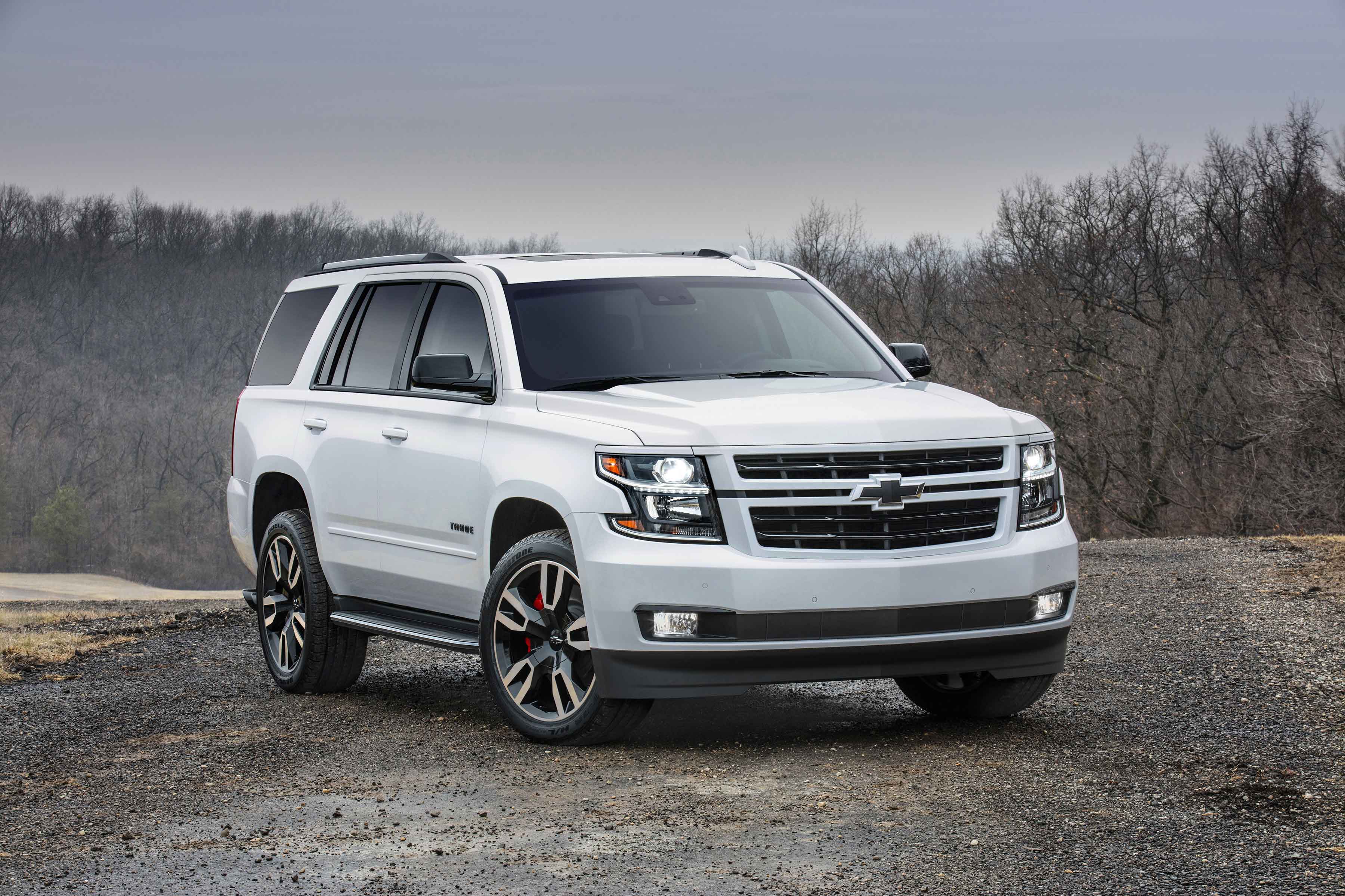 Chevrolet Tahoe RST front cross view