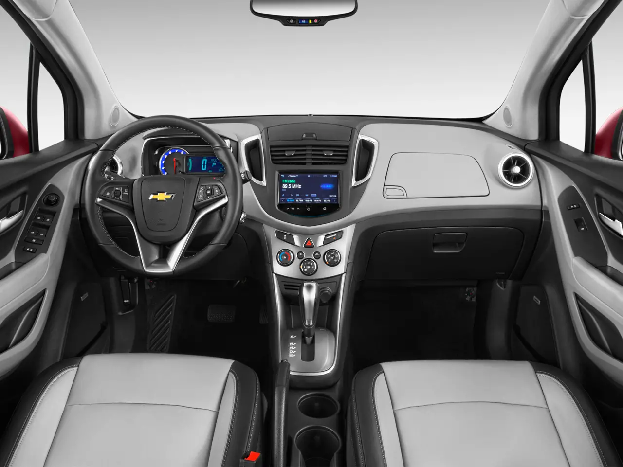 Chevrolet Trax LT 2016 interior front cross view