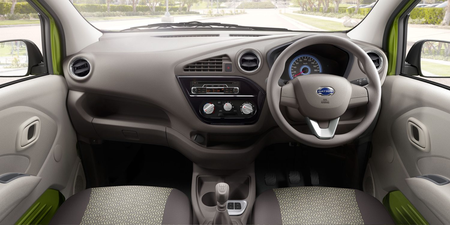 Datsun Redi Go A interior front dashboard view