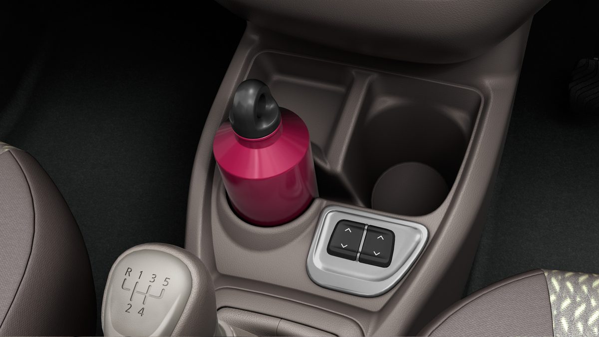 Datsun Redi Go A interior cupholder view