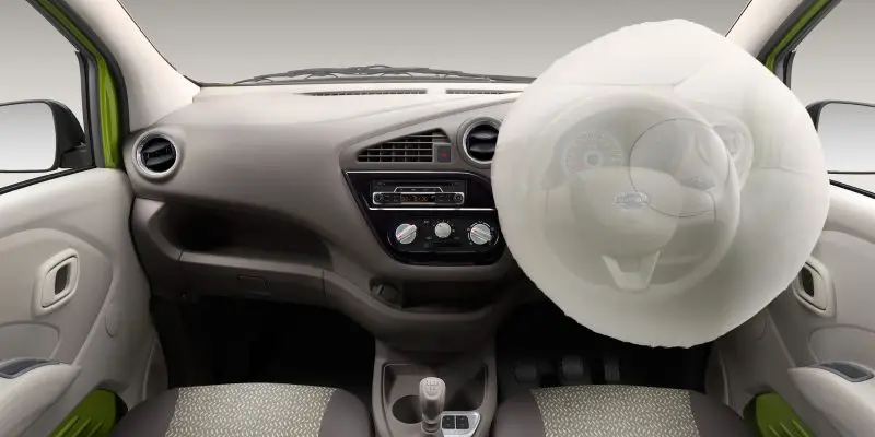 Datsun Redi Go T (O) interior airbag view