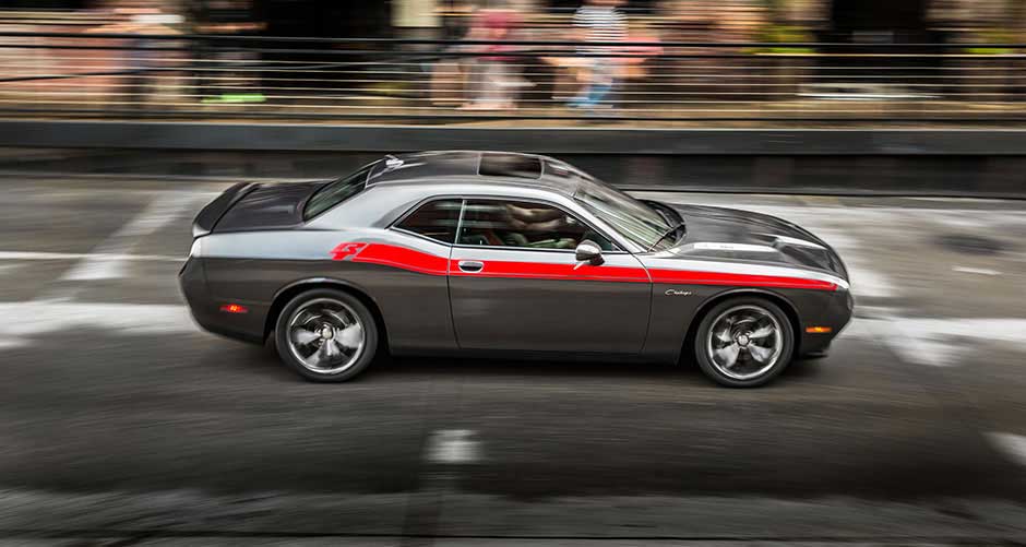 Dodge Challenger R/T Shaker Exterior side view