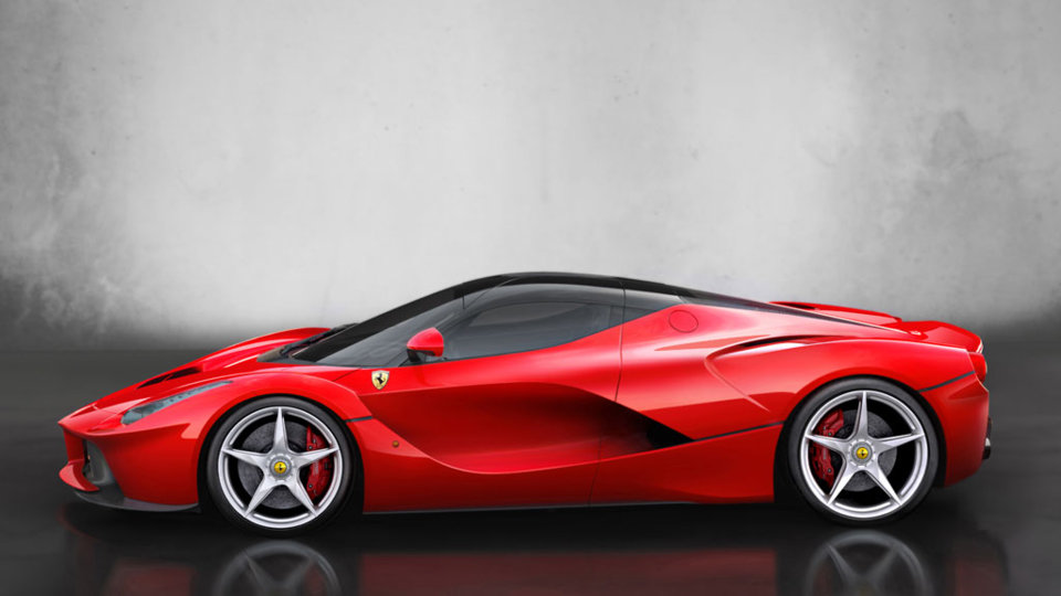Ferrari LaFerrari side view