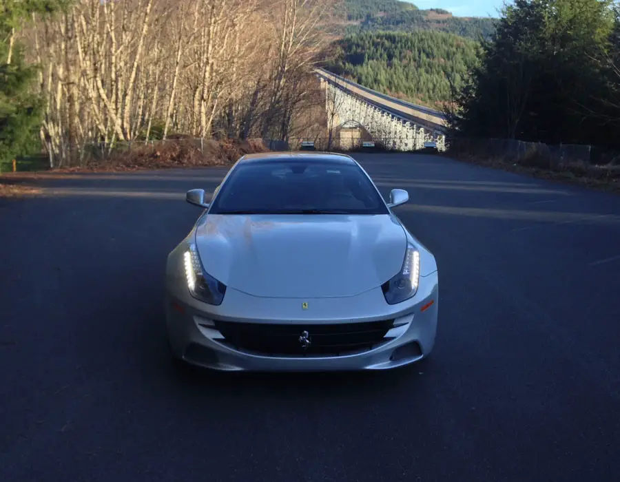 Ferrari FF 6.3L V12 2015 Front View