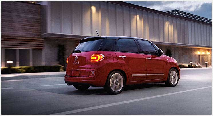 Fiat 500L Easy Exterior side view