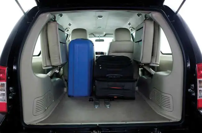 Force Motors Force One EX 7 STR Interior luggage space
