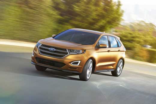 Ford Edge SE FWD Exterior front cross view